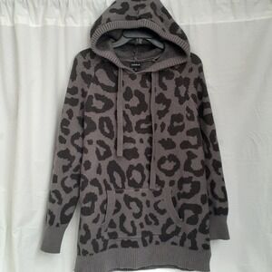 Torrid Gray Animal Print Hooded Sweatshirt Women's Plus Size 0 Front Pocket